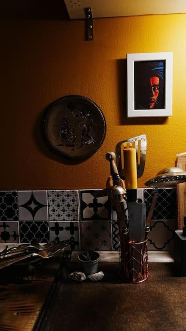 Sahara Studio With Shared Bathroom In City Centre Bratislava Luaran gambar
