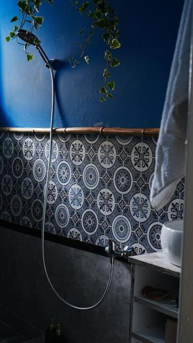 Sahara Studio With Shared Bathroom In City Centre Bratislava Luaran gambar