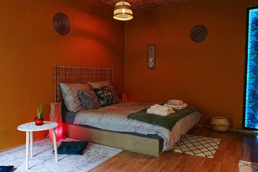 Sahara Studio With Shared Bathroom In City Centre Bratislava Luaran gambar