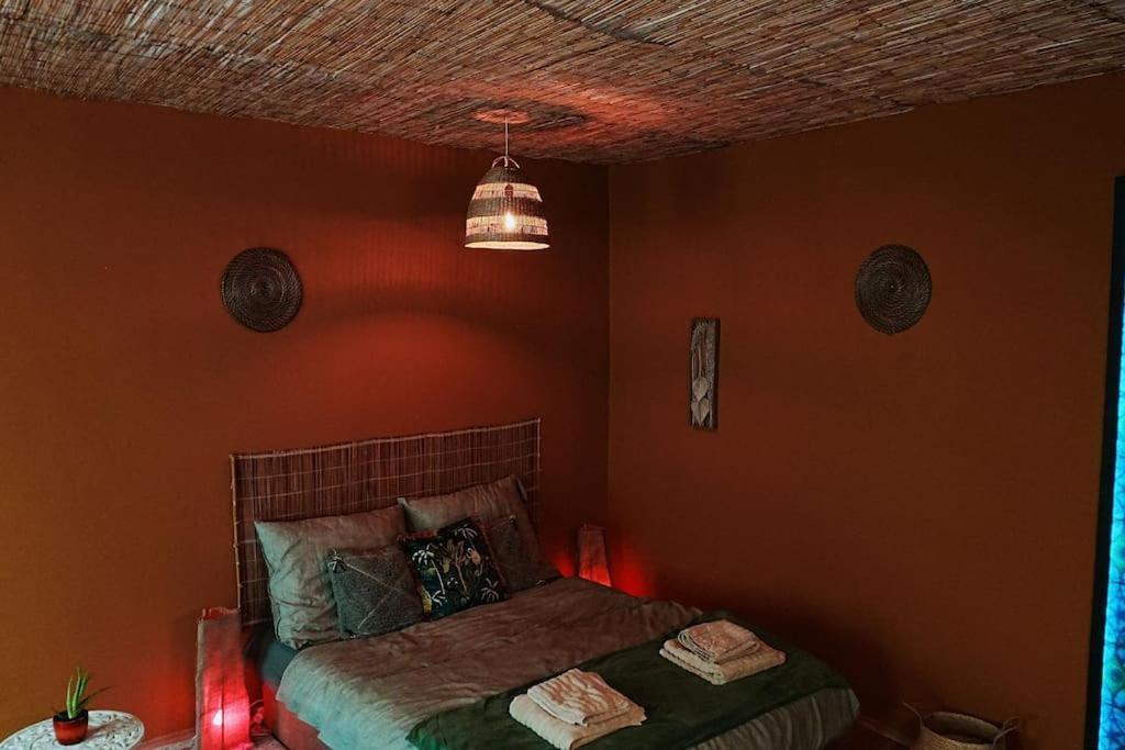 Sahara Studio With Shared Bathroom In City Centre Bratislava Luaran gambar